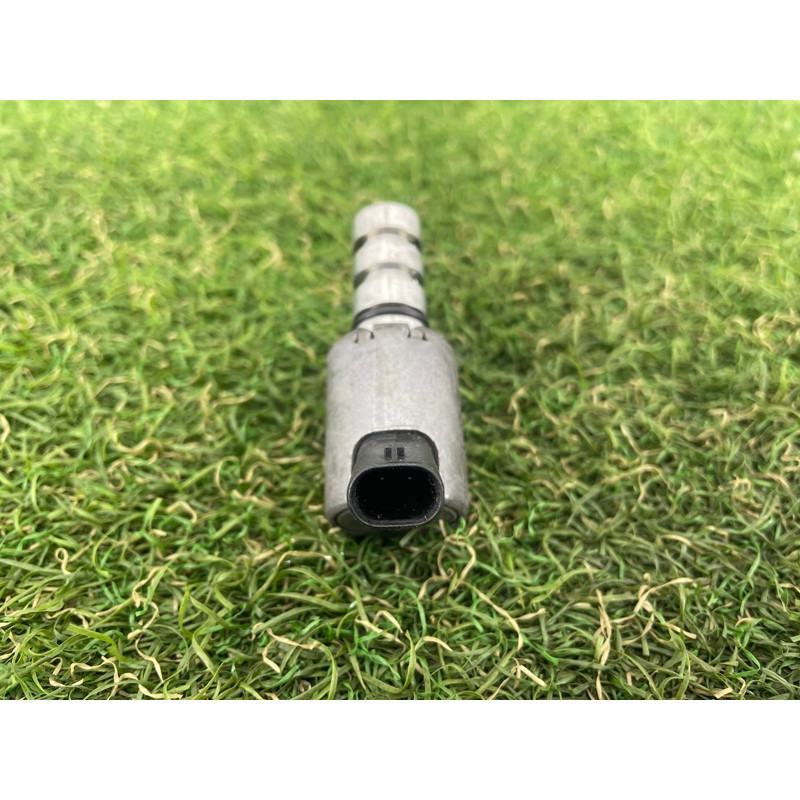 Клапан фазорегулятора (электрика двигателя) AUDI Q7 4M 2017 3.0 TFSi CREC 06E115243G