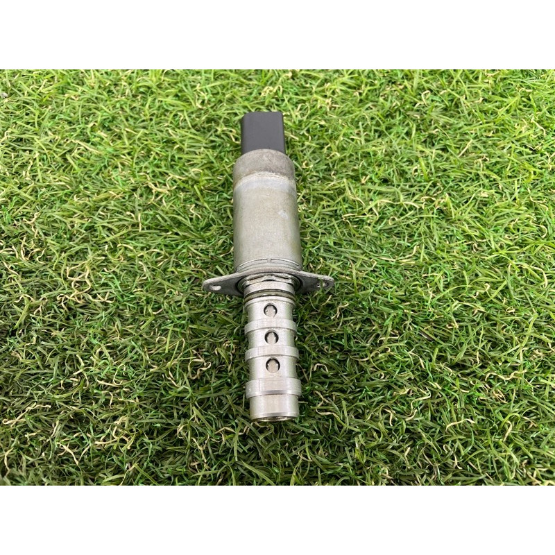 Клапан фазорегулятора (электрика двигателя) Volkswagen Touareg NF 2011 3.6 03H906455