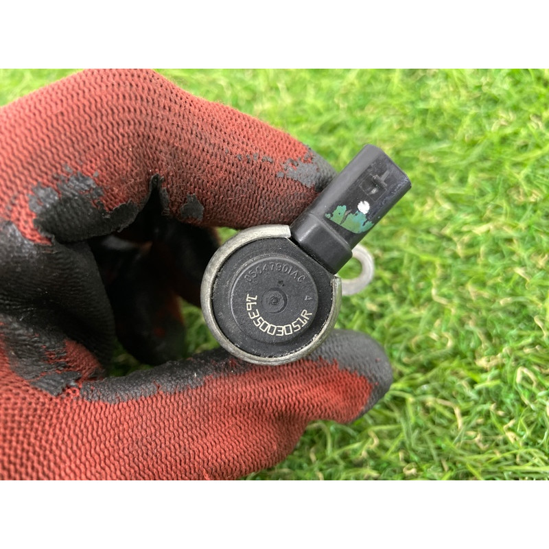 Клапан фазорегулятора (электрика двигателя) Jeep Grand Cherokee WK2 2017 3.6 5047901AC