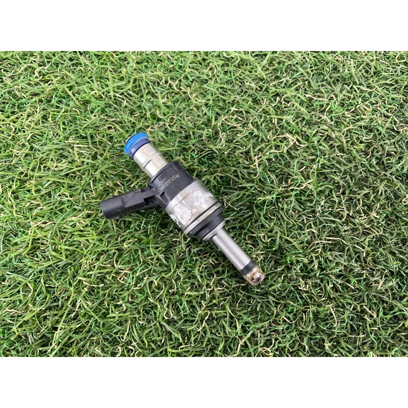 Форсунка топливная (топливная система) AUDI Q7 4M 2018 3.0 TFSi 06C906036H