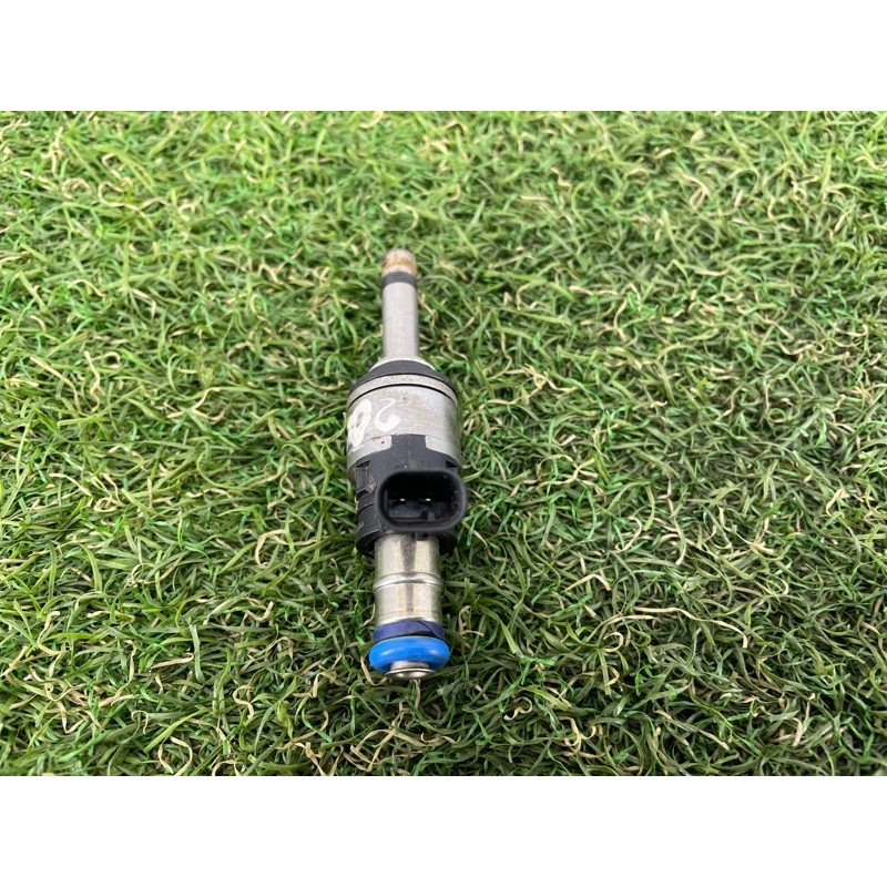 Форсунка топливная (топливная система) AUDI Q7 4M 2018 3.0 TFSi 06C906036H