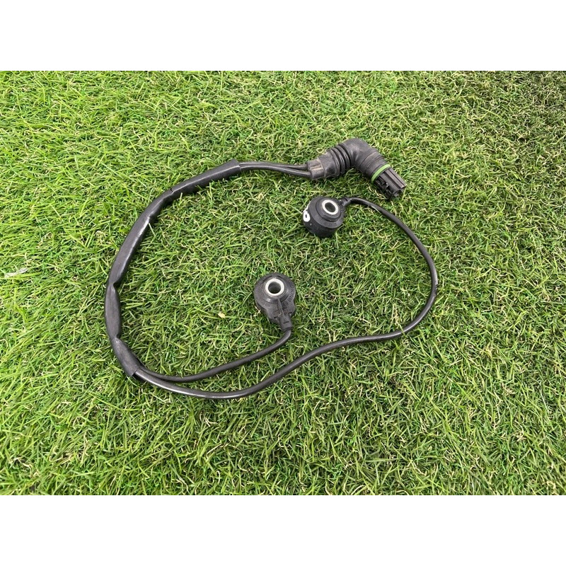 Датчик детонации (электрика двигателя) BMW X5 E70 2008 4.8 N62/TU 13627568421