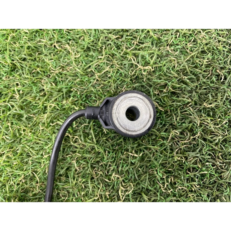 Датчик детонации (электрика двигателя) BMW X5 E70 2008 4.8 N62/TU 13627568421