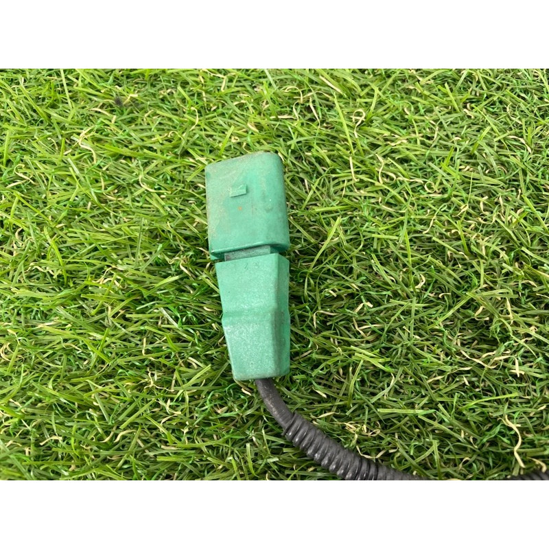 Датчик детонации (электрика двигателя) AUDI A4 B8 2012 2.0 TFSI 06E905377A