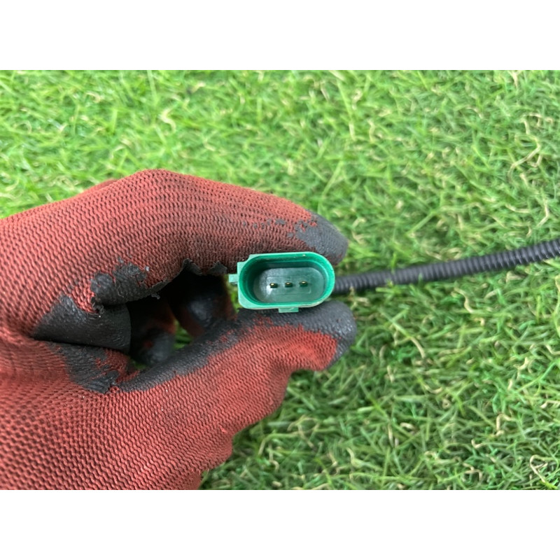 Датчик детонации (электрика двигателя) AUDI A4 B8 2012 2.0 TFSI 06E905377A