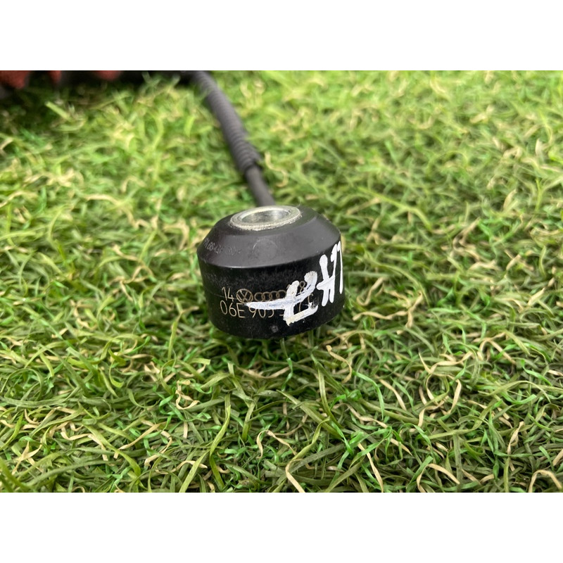 Датчик детонации (электрика двигателя) PORSCHE CAYENNE 958 2013 3.6 06E905377C