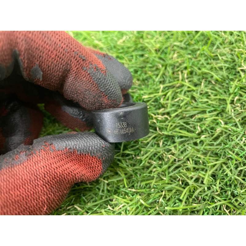 Датчик детонации (электрика двигателя) Jeep Grand Cherokee WK2 2016 3.6 68166540AA