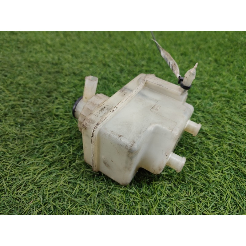 Бачок тормозной жидкости (тормозная система) BMW 7-series E38 34321161749