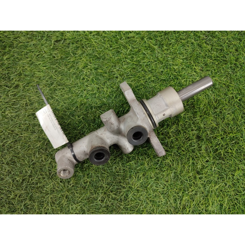 Главный тормозной цилиндр (тормозная система) BMW 7-series E38 34311165543