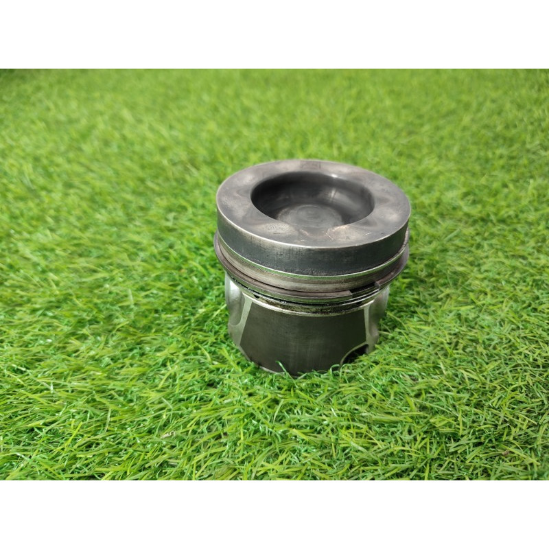 Поршень (двигатель и элементы) Volkswagen Amarok 2H 2012 2.0 03L107065N001