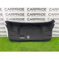 Обшивка крышки багажника