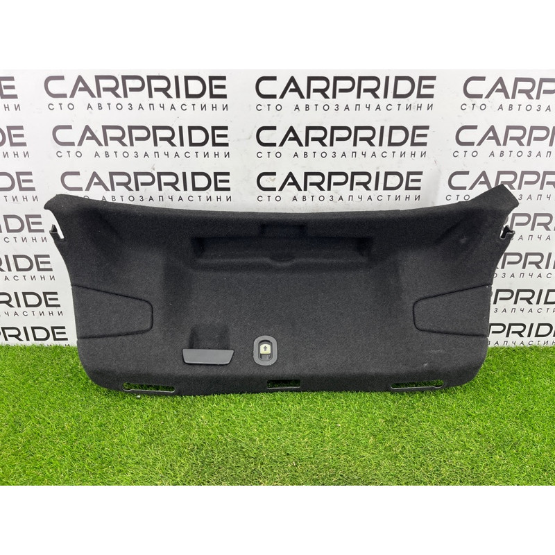 Обшивка крышки багажника (салон) AUDI A3 8V 2018 2.0 CZRA 8V5867975HCA9