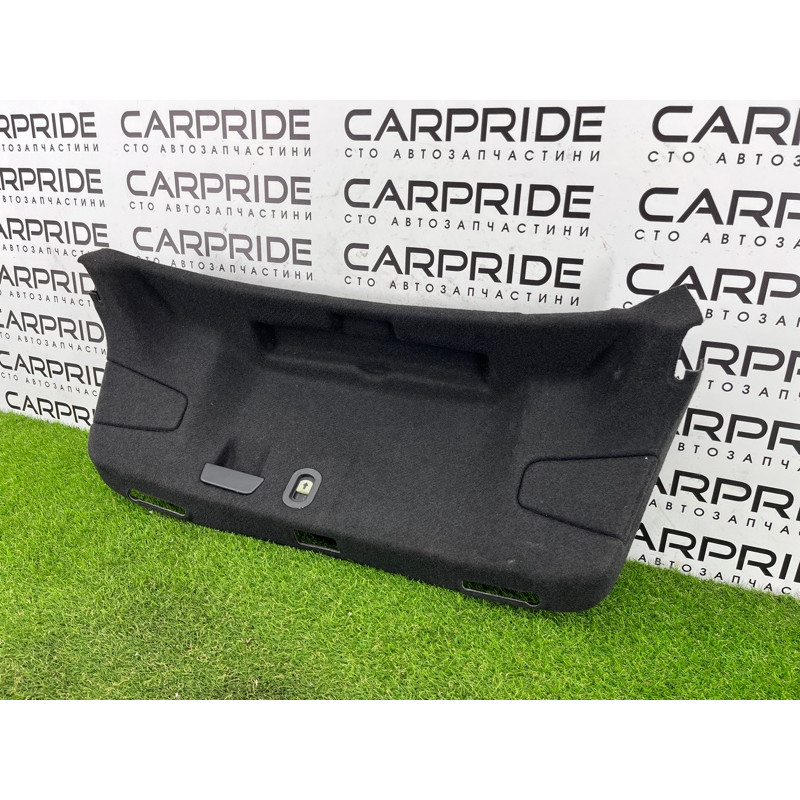 Обшивка крышки багажника (салон) AUDI A3 8V 2018 2.0 CZRA 8V5867975HCA9