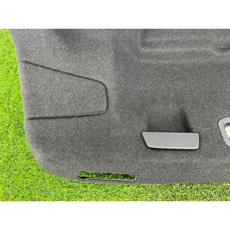 Обшивка крышки багажника (салон) AUDI A3 8V 2018 2.0 CZRA 8V5867975HCA9