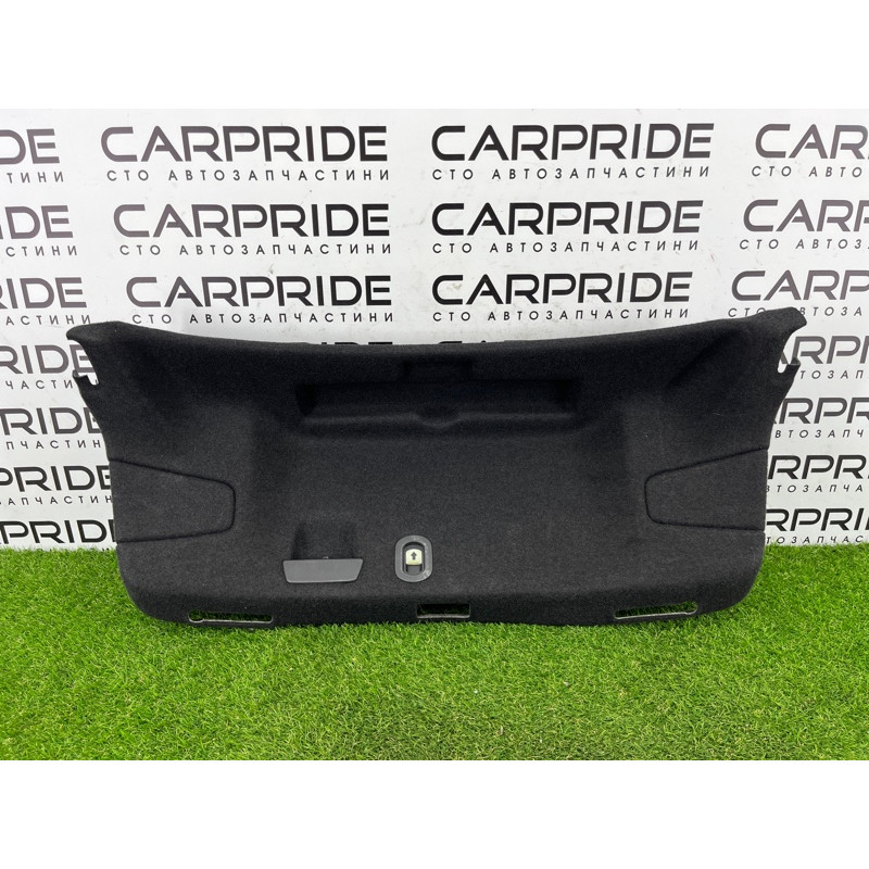 Обшивка крышки багажника (салон) AUDI A3 8V 2015 1.8 8V5867975CCA9