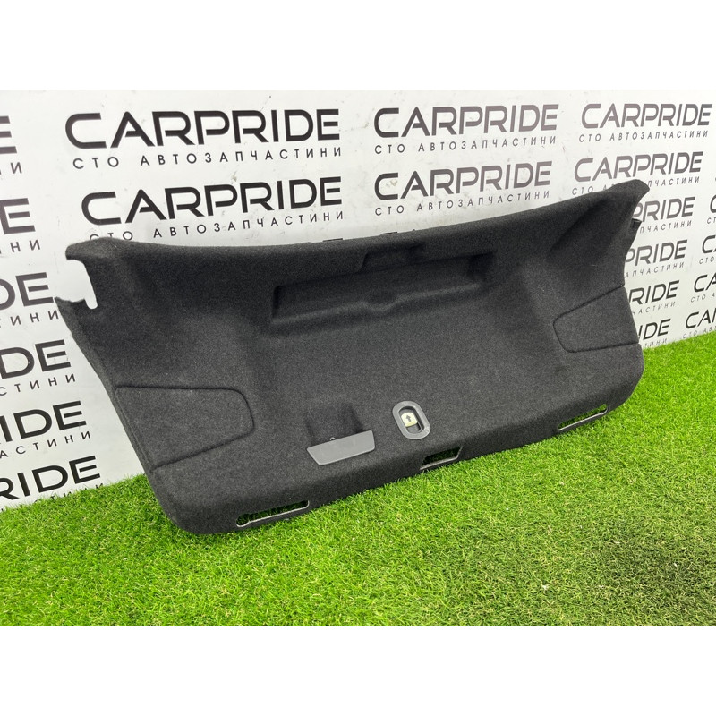 Обшивка крышки багажника (салон) AUDI A3 8V 2015 1.8 8V5867975CCA9