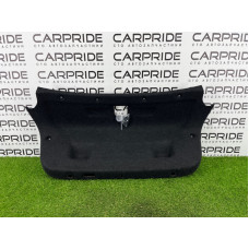 Обшивка кришки багажника