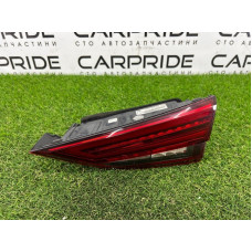 Задний фонарь