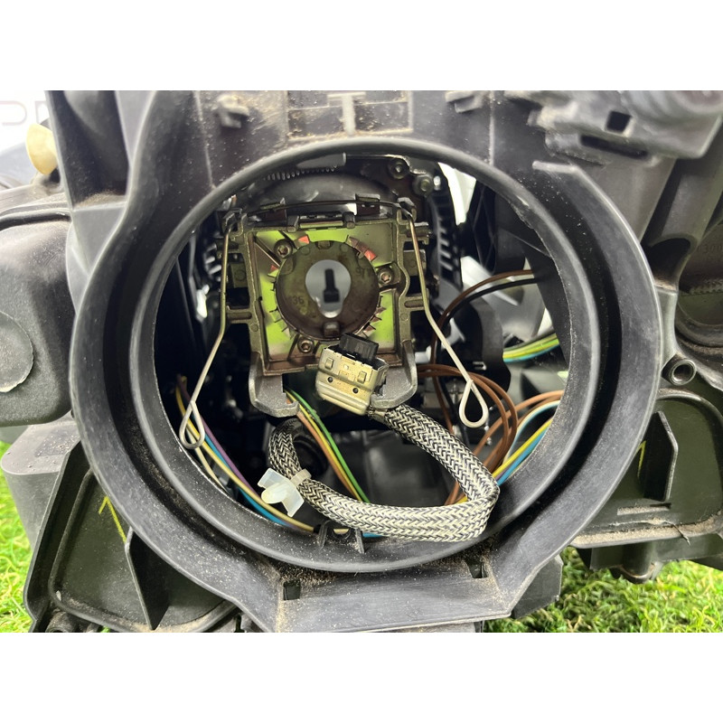 Фара (оптика) BMW X5 E70 2008 3.0 N52N 63117289002