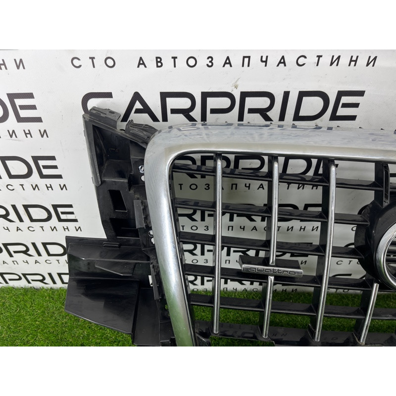 Решетка радиатора (наружные элементы кузова) AUDI Q5 8R 2012 3.2 CALB 8R0853651PT94