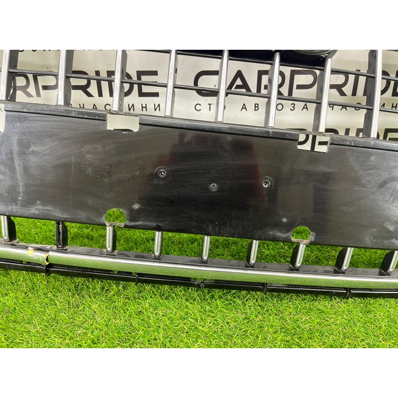 Решетка радиатора (наружные элементы кузова) AUDI Q5 8R 2012 3.2 CALB 8R0853651PT94