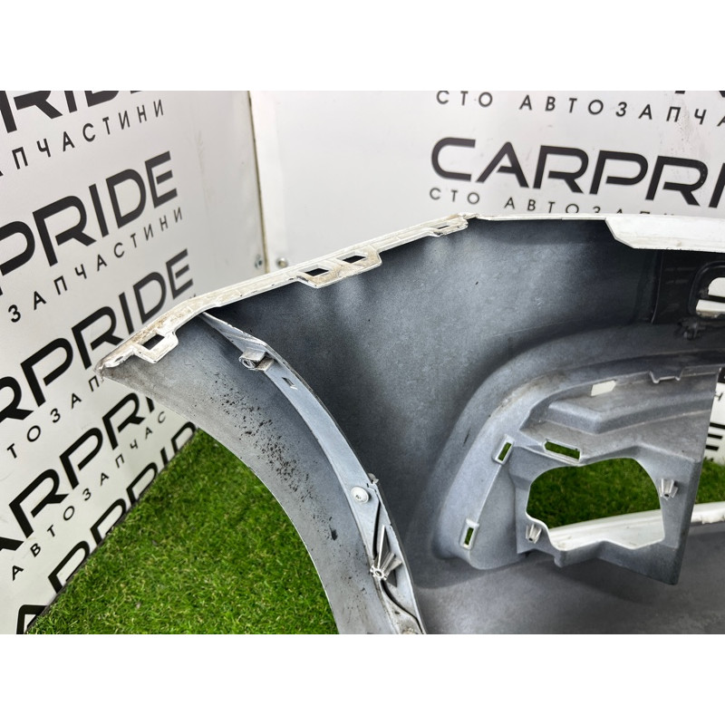 Бампер (наружные элементы кузова) AUDI Q5 8R 2012 3.2 CALB 8R0807105BGRU
