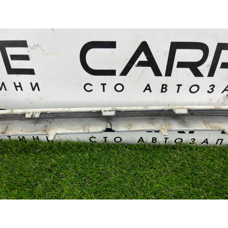 Бампер (наружные элементы кузова) AUDI Q5 8R 2012 3.2 CALB 8R0807105BGRU