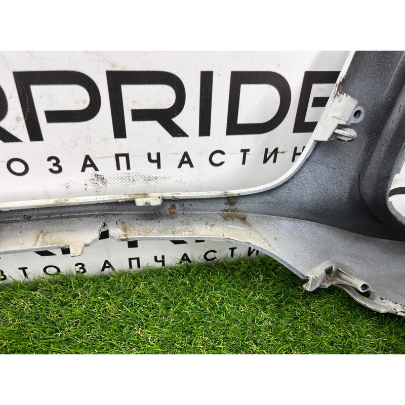 Бампер (наружные элементы кузова) AUDI Q5 8R 2012 3.2 CALB 8R0807105BGRU
