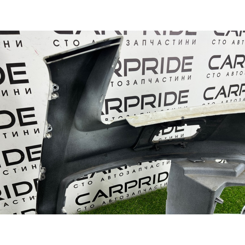 Бампер (наружные элементы кузова) AUDI Q5 8R 2012 3.2 CALB 8R0807105BGRU