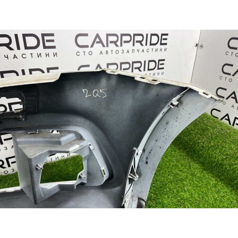 Бампер (наружные элементы кузова) AUDI Q5 8R 2012 3.2 CALB 8R0807105BGRU