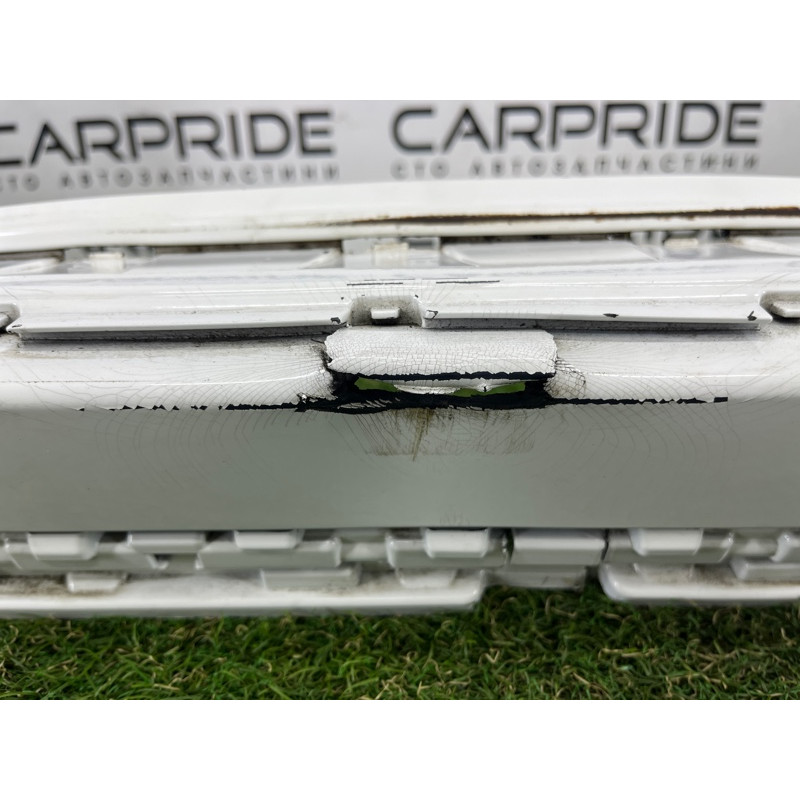 Бампер (зовнішні елементи кузова) Volkswagen Touareg FL 2015 3.6 7P6807421FGRU