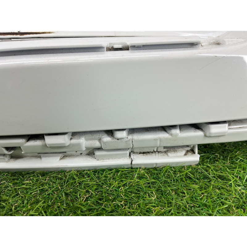 Бампер (зовнішні елементи кузова) Volkswagen Touareg FL 2015 3.6 7P6807421FGRU