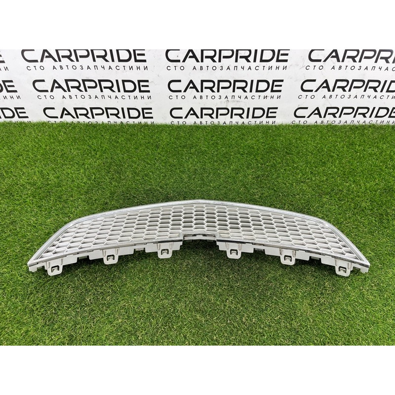 Решетка радиатора (наружные элементы кузова) CHEVROLET Cruze J300 2011 1.4 95225614