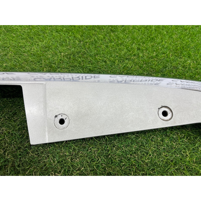 Решетка радиатора (наружные элементы кузова) CHEVROLET Cruze J300 2011 1.4 96981100