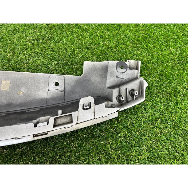 Решетка радиатора (наружные элементы кузова) CHEVROLET Cruze J300 2011 1.4 96981100