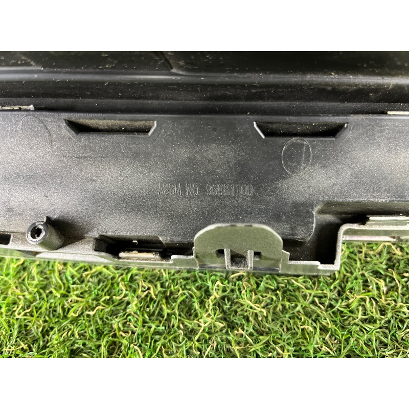 Решетка радиатора (наружные элементы кузова) CHEVROLET Cruze J300 2011 1.4 96981100