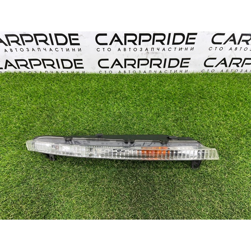 Указатель поворотов (оптика) AUDI Q7 4L 2007 3.6 4L0953042A