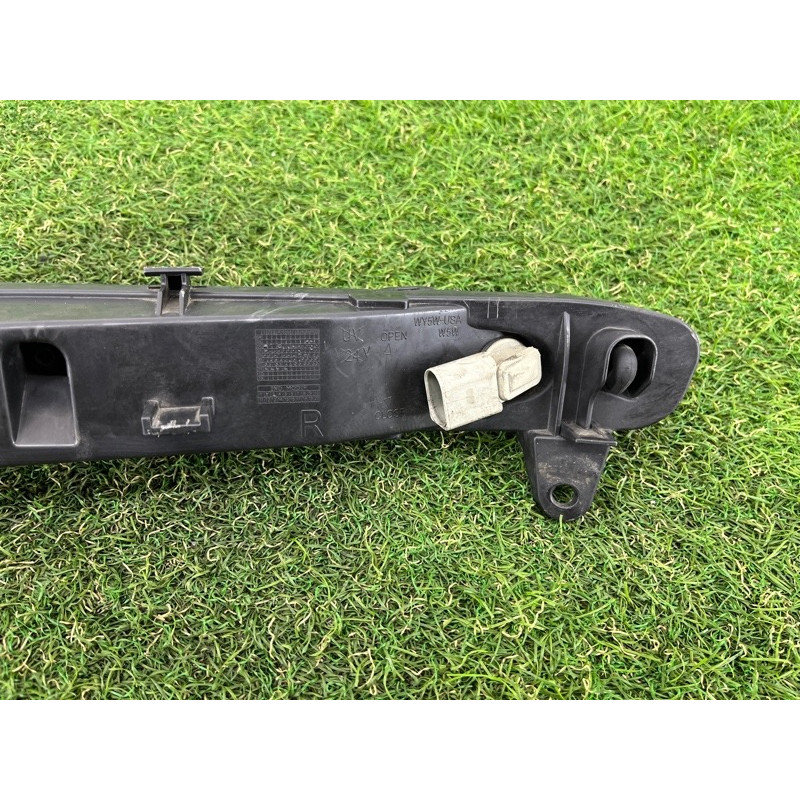 Указатель поворотов (оптика) AUDI Q7 4L 2007 3.6 4L0953042A