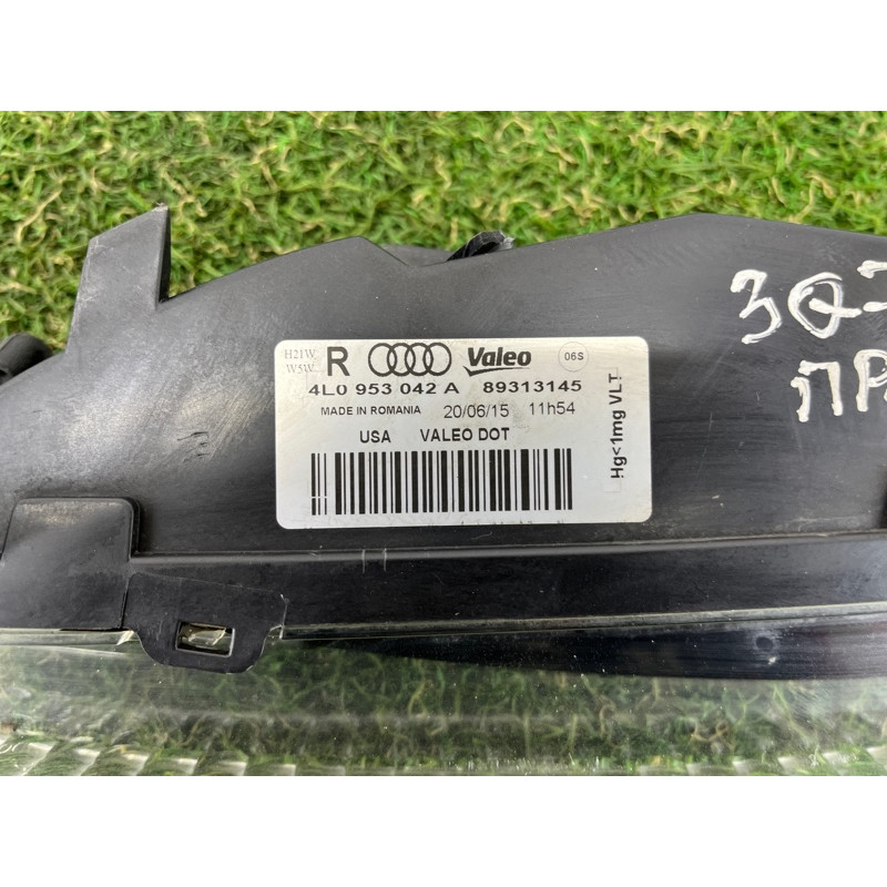 Указатель поворотов (оптика) AUDI Q7 4L 2007 3.6 4L0953042A