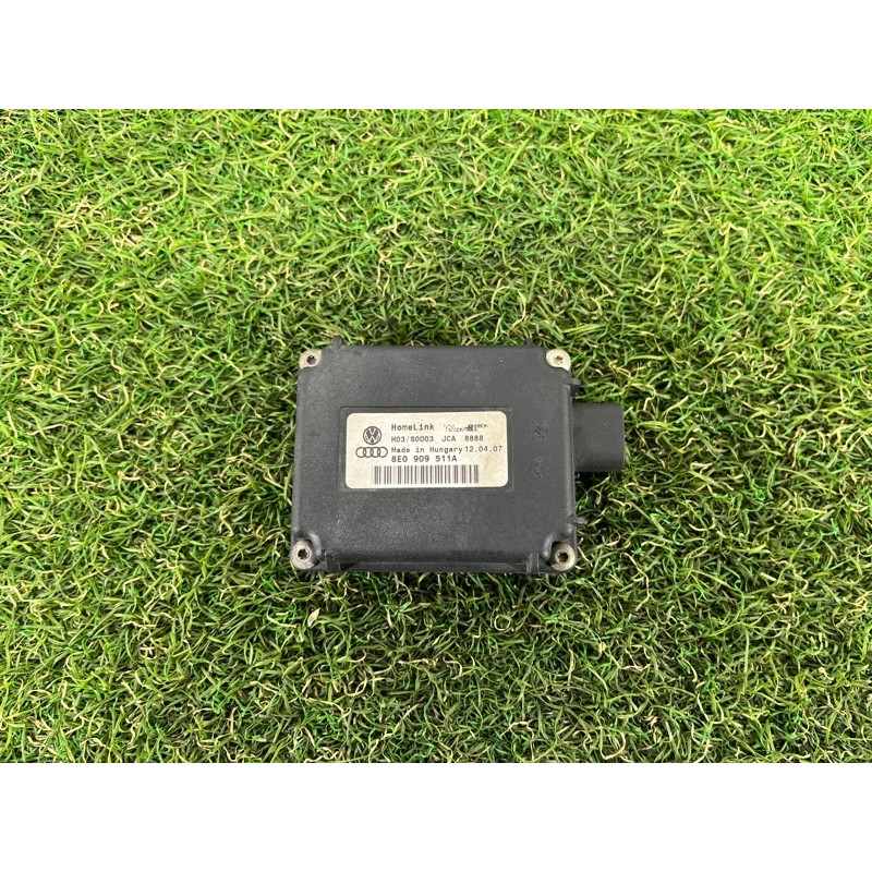 Блок управления воротами гаража (электрика / блок управления) AUDI Q7 4L 2007 3.6 8E0909511A