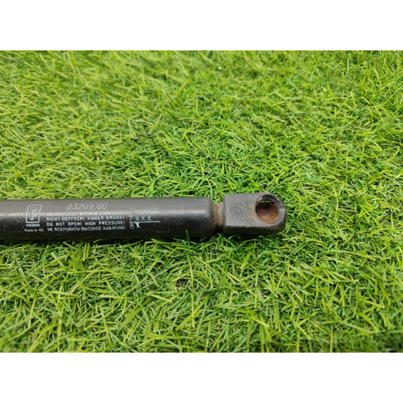 Амортизатор багажника (кузов и элементы) BMW 3-series E36 1996 M43b16 51241960862