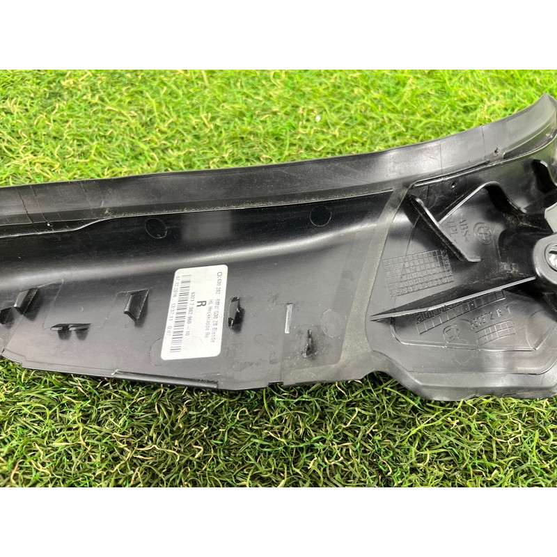 Накладка фонаря заднего (кузов и элементы) BMW 5-series G30 2017 2.0 B46B20 63217382960