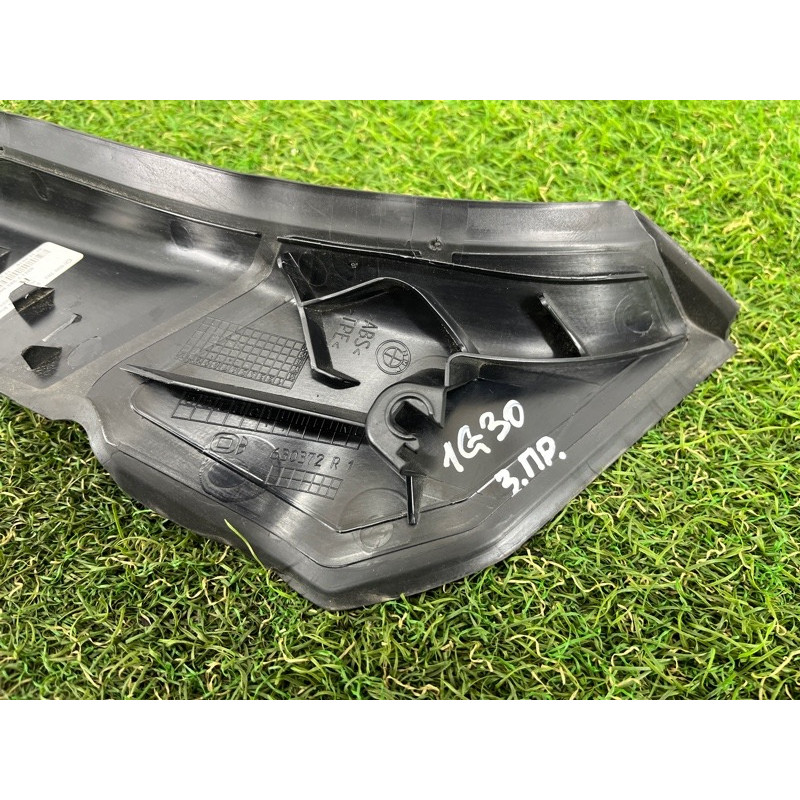 Накладка фонаря заднего (кузов и элементы) BMW 5-series G30 2017 2.0 B46B20 63217382960