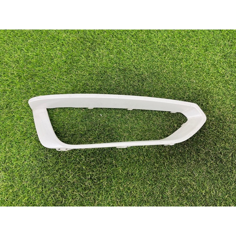 Накладка на бампер (кузов и элементы) BMW 2-series F22 2015 2.0 51117311666