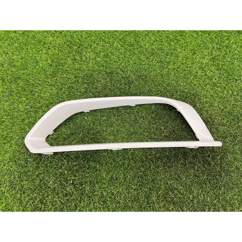 Накладка на бампер (кузов и элементы) BMW 2-series F22 2015 2.0 51117311666