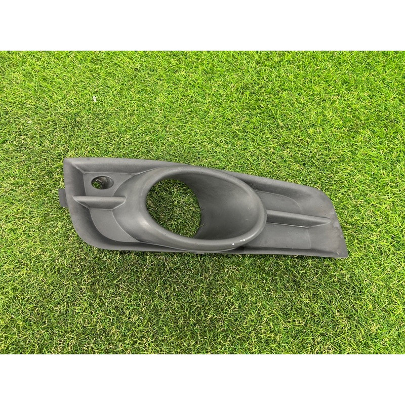 Накладка противотуманной фары (кузов и элементы) CHEVROLET Cruze J300 2011 1.4 94831151