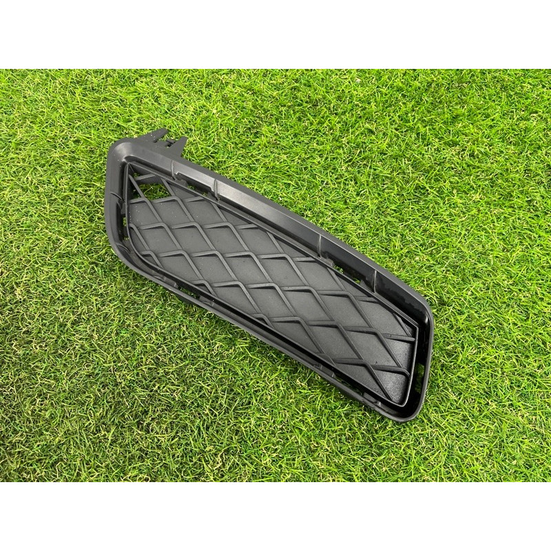 Решетка бампера (кузов и элементы) BMW X3 F25 2012 3.0 51117210469