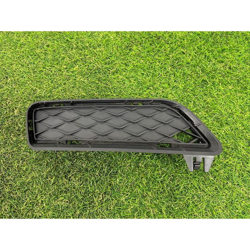 Решетка бампера (кузов и элементы) BMW X3 F25 2012 3.0 51117210469