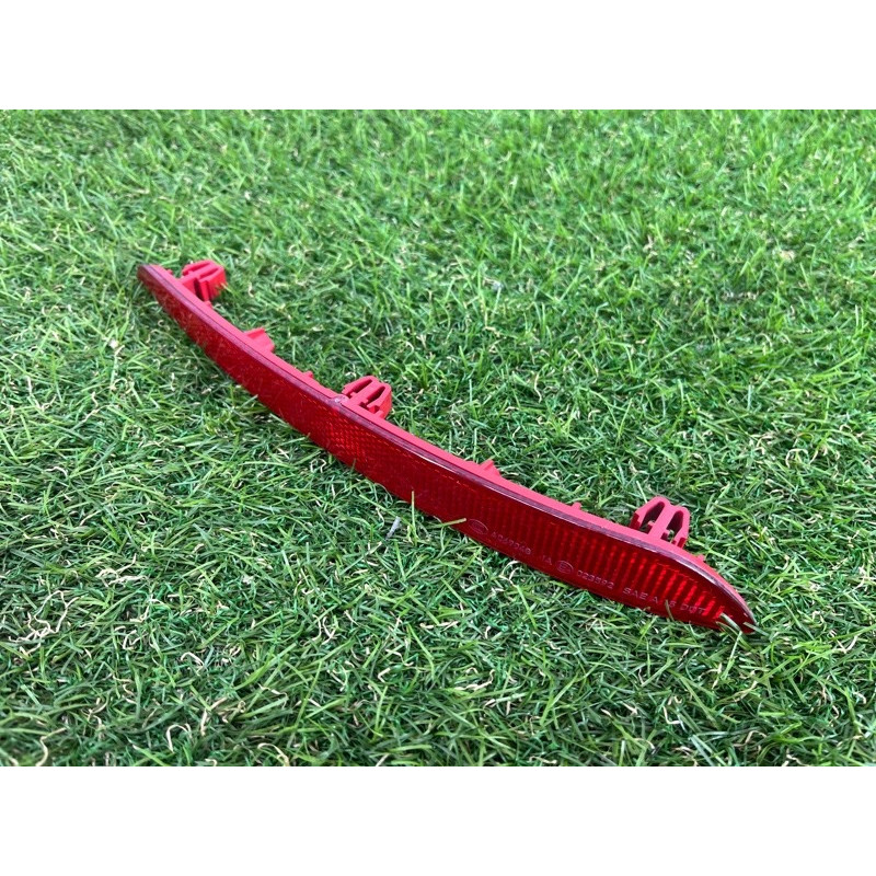 Катафот бампера (кузов и элементы) BMW 5-series G30 2017 2.0 B46B20 63147388766