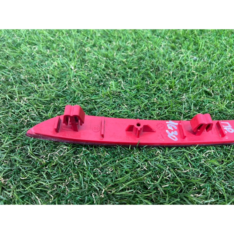 Катафот бампера (кузов и элементы) BMW 5-series G30 2017 2.0 B46B20 63147388766